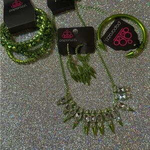 Paparazzi Green Statement Necklace Bold Jewelry